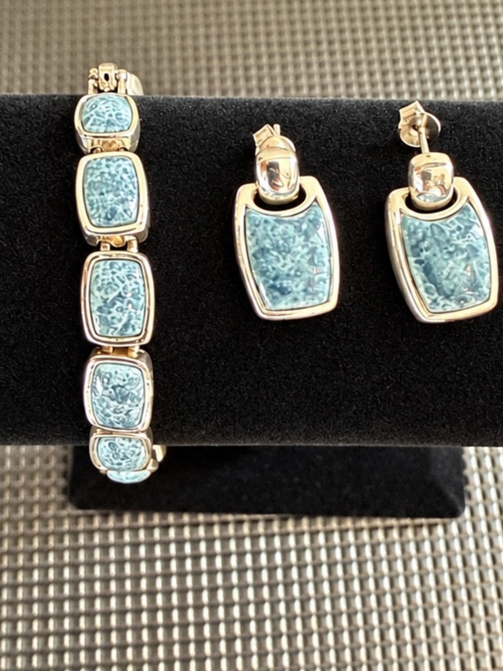 Blue Stone bracelet and earrings Jewelry Set